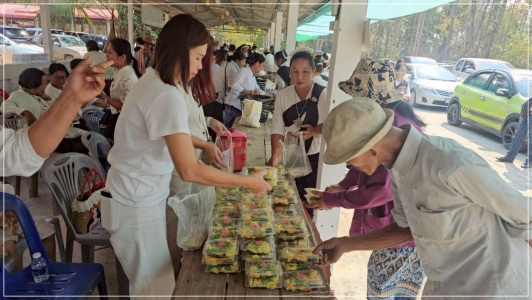 batch LINE ALBUM ngan wad phra thatu ku kang 260303 10