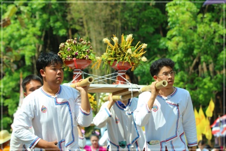 batch LINE ALBUM srng na phra thatu mxn fa cula mni 260303 2