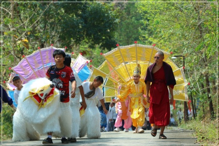 batch LINE ALBUM srng na phra thatu mxn fa cula mni 260303 9